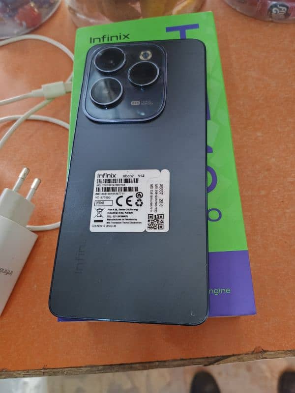 Infinix hot 40 pro 8/256 1