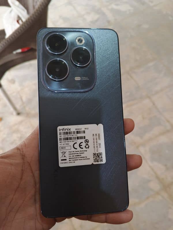 Infinix hot 40 pro 8/256 3