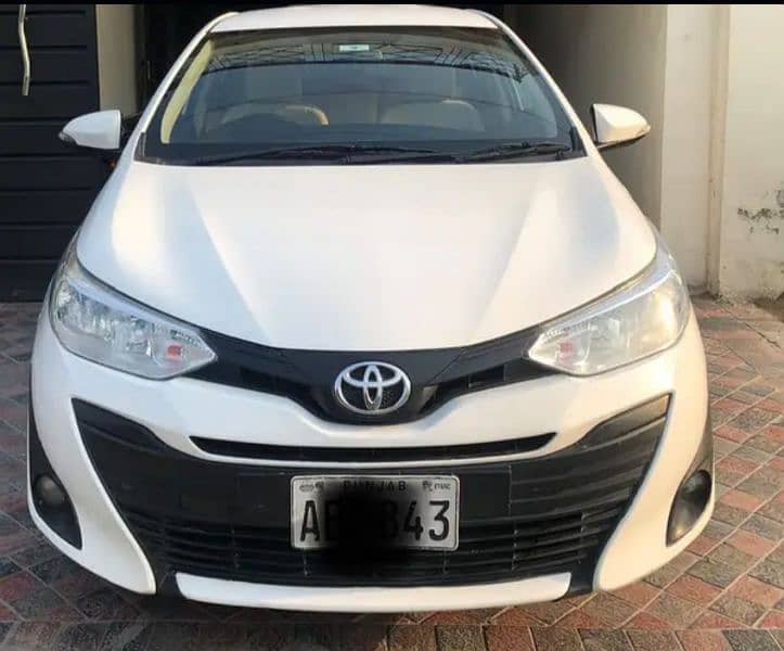 Toyota Yaris Gli MT 2021 4