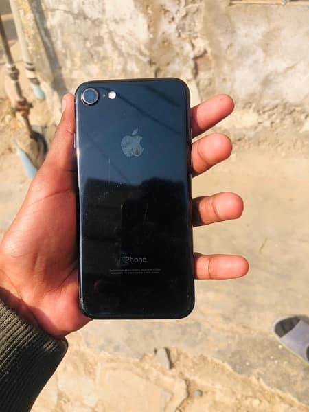 iPhone 7 official pta approved 2