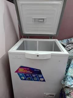 dawlance single door deep freezer