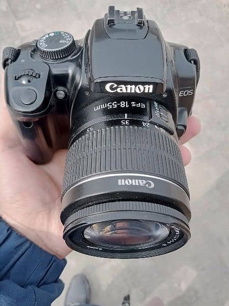 D400 dslr digital camera urgent sell 0