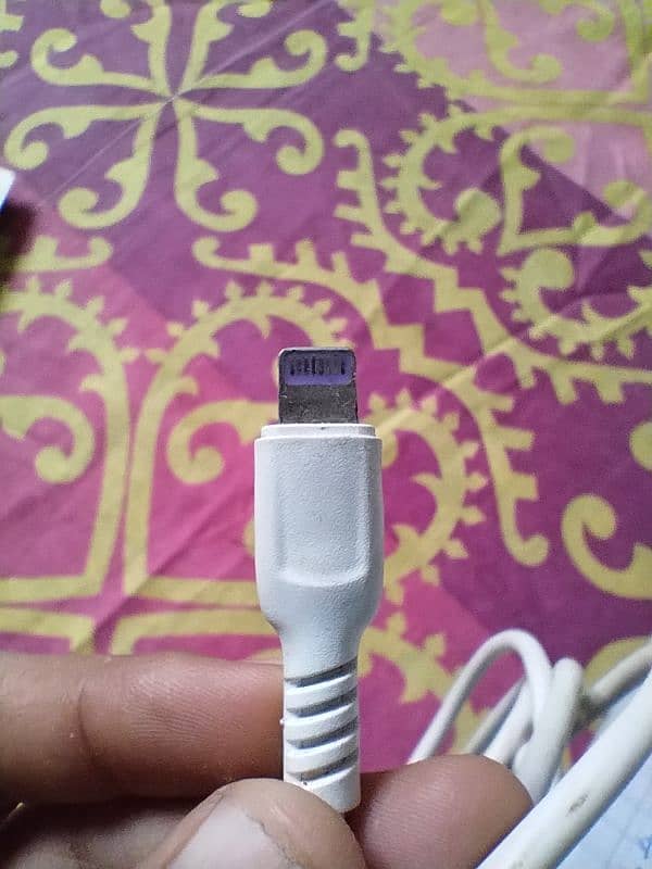 iphone cable vip condition 2