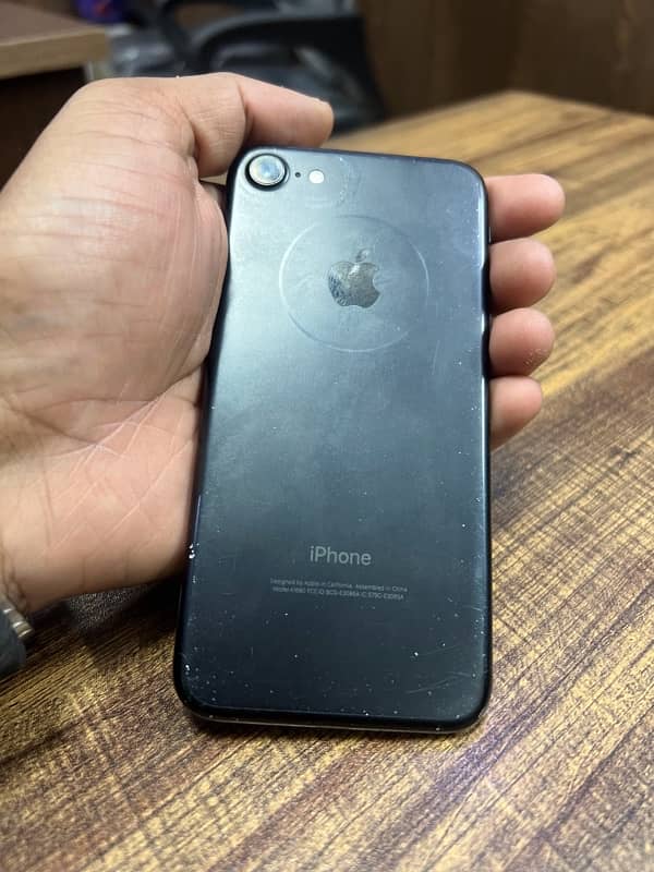 iphone  7 jv pta approved 32 gb 7