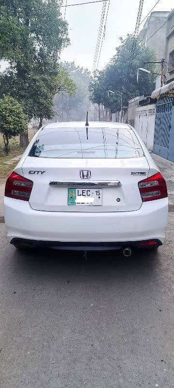 Honda City IVTEC 2015 Model First Hand 1