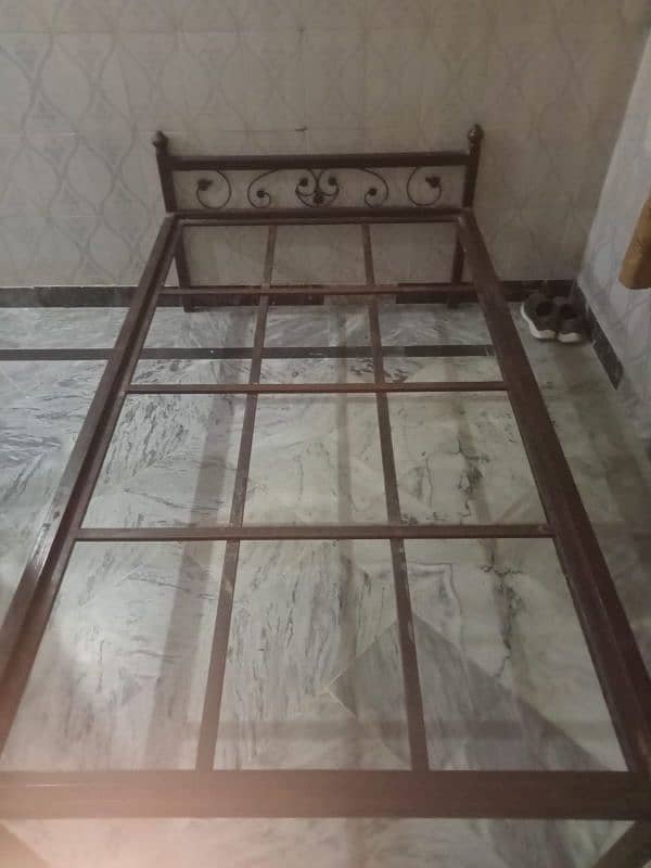 iron bed 2 iron single beds 0