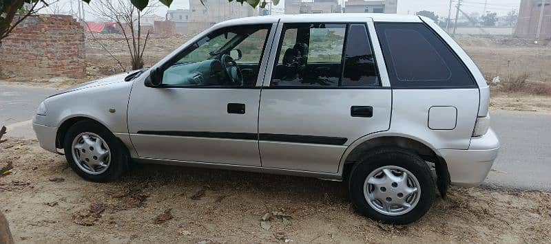 Suzuki Cultus VXL 2011 3