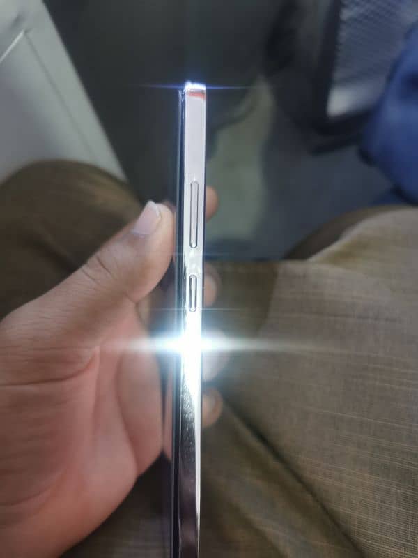 Oppo reno 12f 5G 12 256 gb wala 2