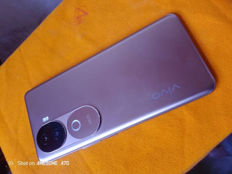 Vivo v40e 8