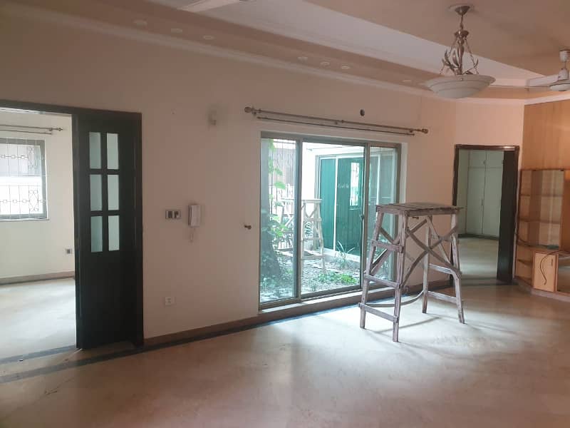 Facing Park 1 Kanal Double Unit House Available For Rent In XX Block DHA Phase 3 Lahore 14