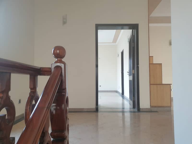 Facing Park 1 Kanal Double Unit House Available For Rent In XX Block DHA Phase 3 Lahore 30