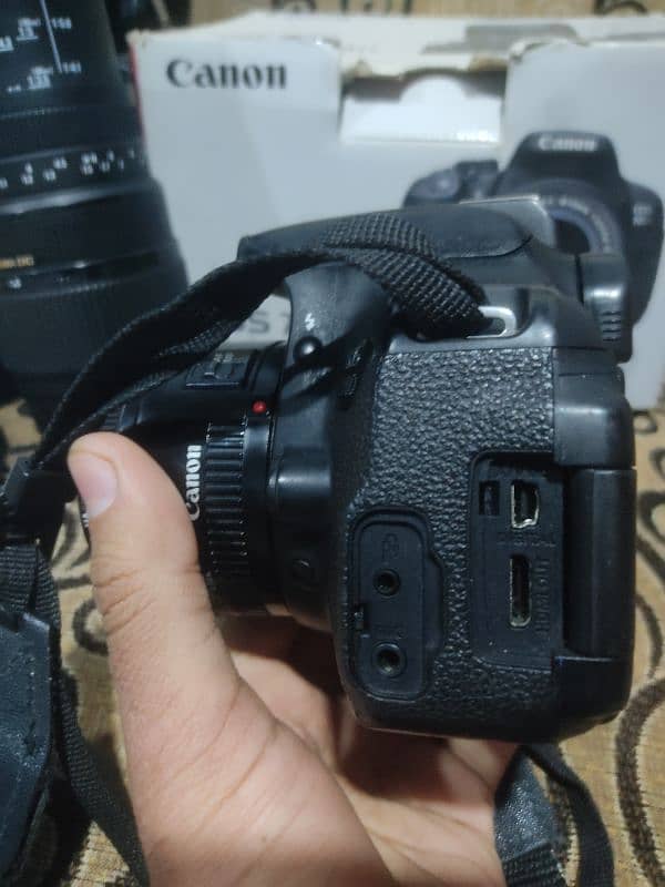 I want to sale my camera canon 700d with box & All accessories 3