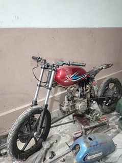 oplide  for  Yamaha  cafe racer incomplete project paint job nhi