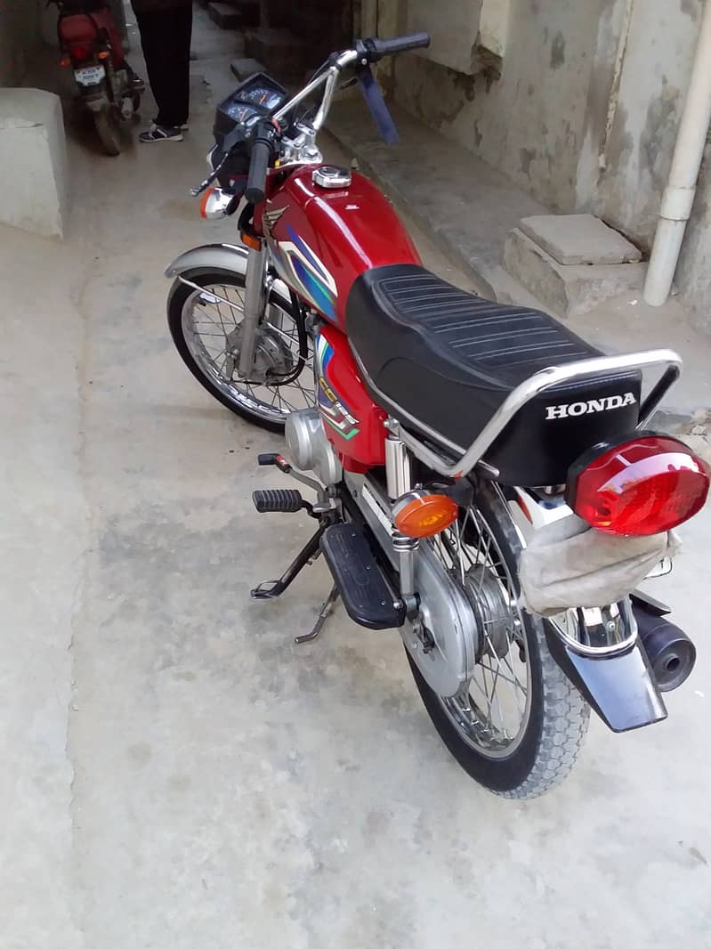 Honda CG 125 2022 4