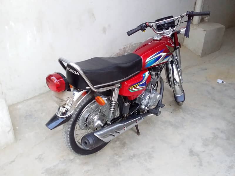 Honda CG 125 2022 13