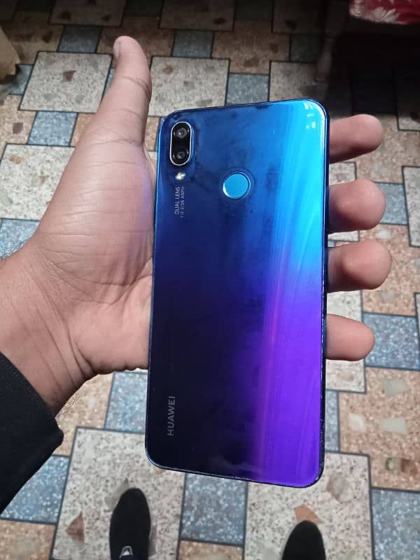 Huawei nova 3i 4/128 2