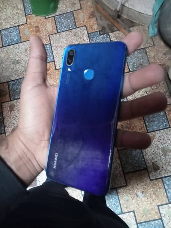 Huawei nova 3i 4/128 3