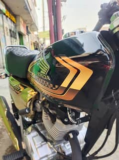 Honda 125 gold edition