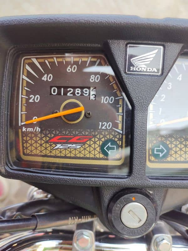 Honda 125 gold edition 7