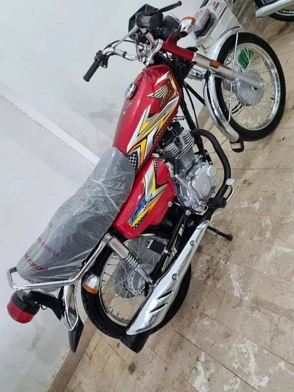 Honda cg 125 2025 zero meter hai 90kilometer hai only 03 15 28 99 457 3