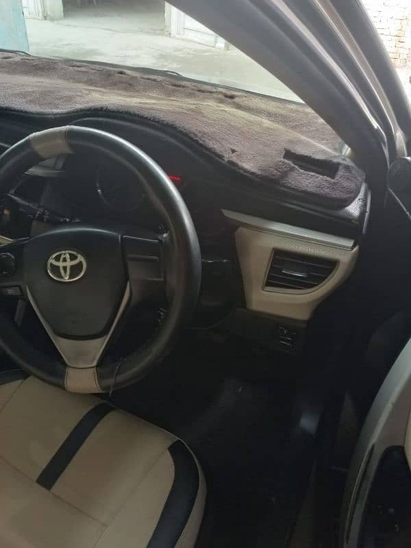 Toyota Altis Grande 2015 11