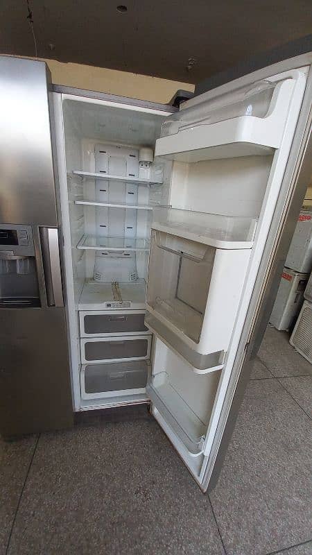 Samsung dobul door fridge for sale Reasonable price Good Conditione 3