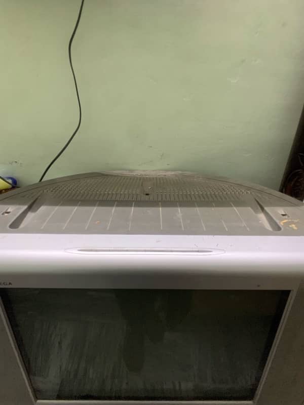 Sony TV for urgent sale all ok good condition 4