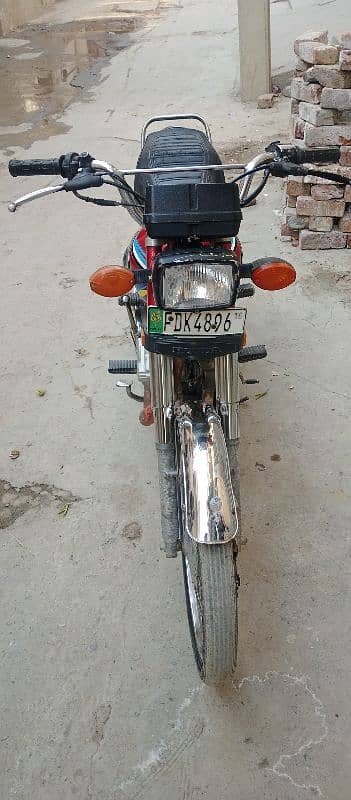 Honda 125 good condition 2