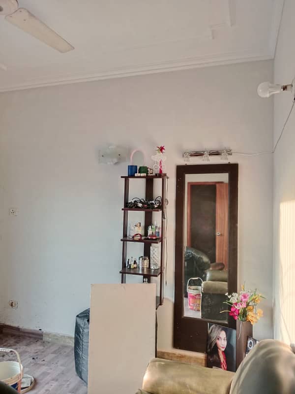 5 Marla Beautiful House Available for Rent in Z Block Phase 3 DHA Lahore 5