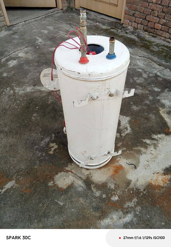 Electric Geyser / used/ Element Fault 2