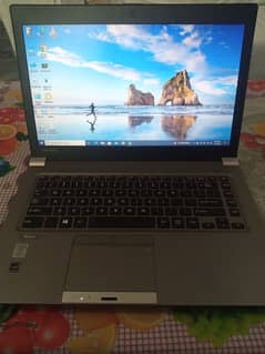 Toshiba Tecra 8GB 256GB SSD