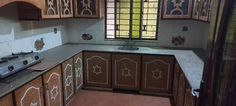 uper portion with marbel flooring available for rent in allama iqbal town lahore 2