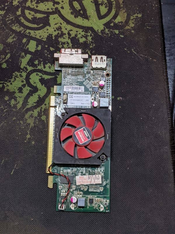 AMD Radeon HD 7470 1GB GPU 0