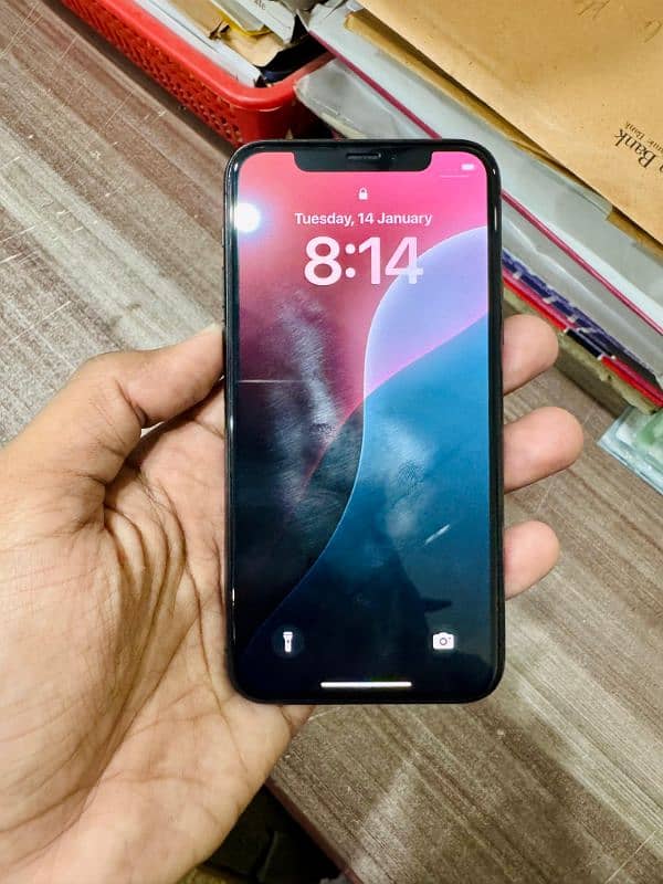 Iphone 11 pro 256gb pta Approved 91% Health 8