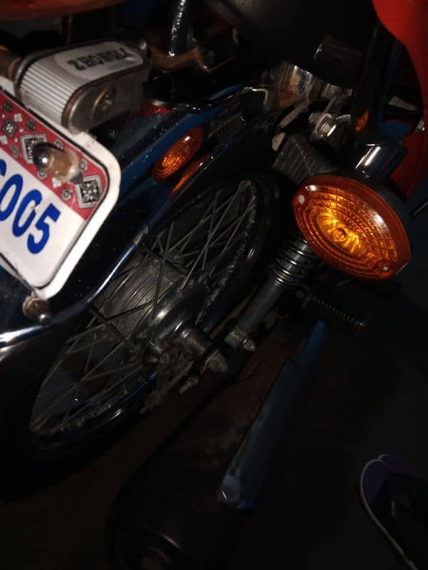 Honda CG125 Red Colour KHI Registered 8