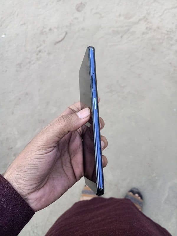 Oppo F11Pro. . . Just Phone Pop Up Camera 1