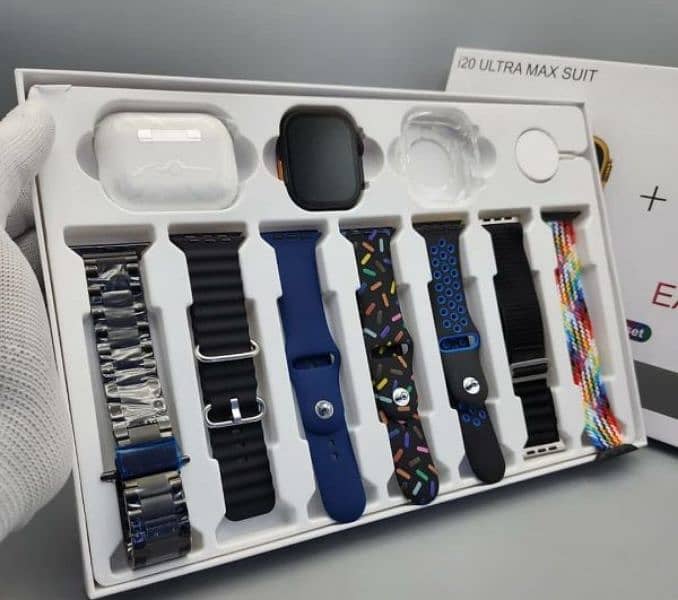 I20 Ultra Max Suit smart watch 10 in 1 Box 2.3 large screen display 4