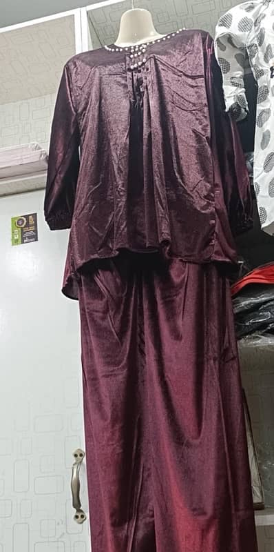 Elegance Velvet Dress For Women. 0