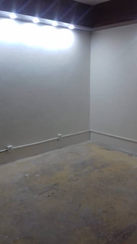 180 Square Ft. Commercial Office Available For Rent 1