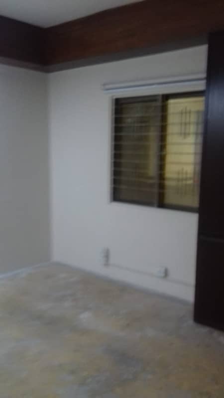 180 Square Ft. Commercial Office Available For Rent 3