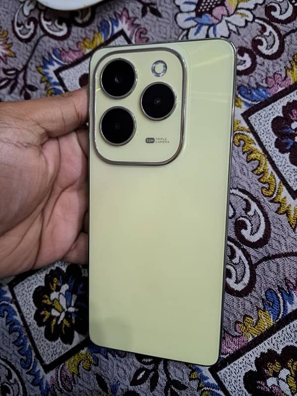 infinix hot 40 8/256gb 1