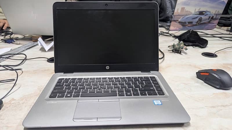 HP Elitebook i5-6300U 1