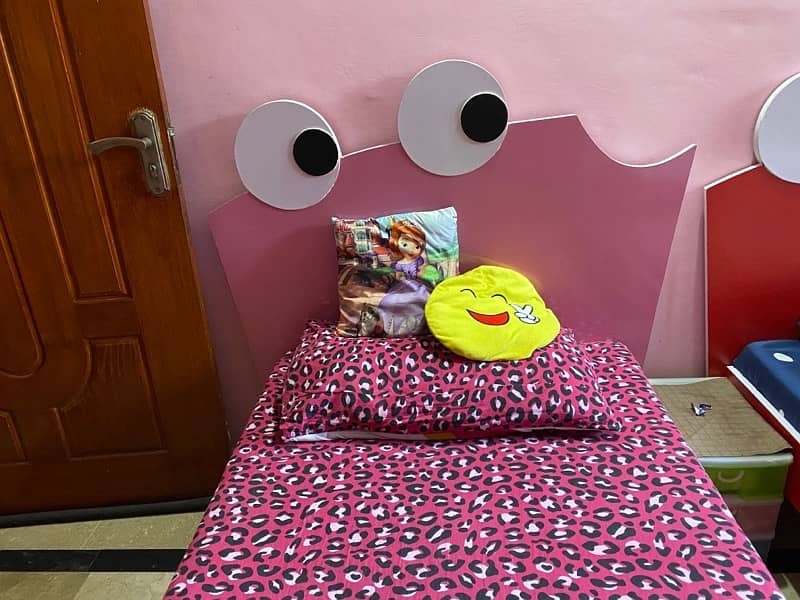 child’s bed in very excellent condition 0333/5549328 1