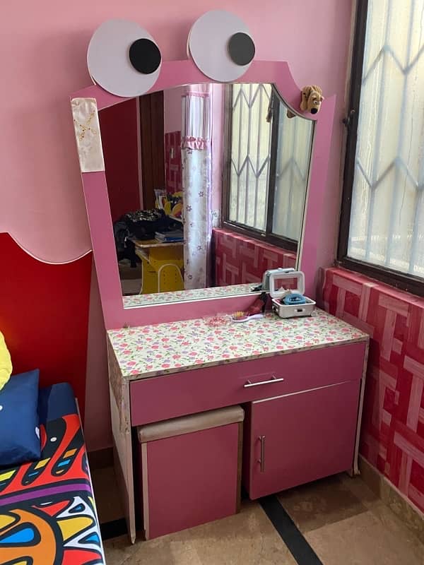 child’s bed in very excellent condition 0333/5549328 13