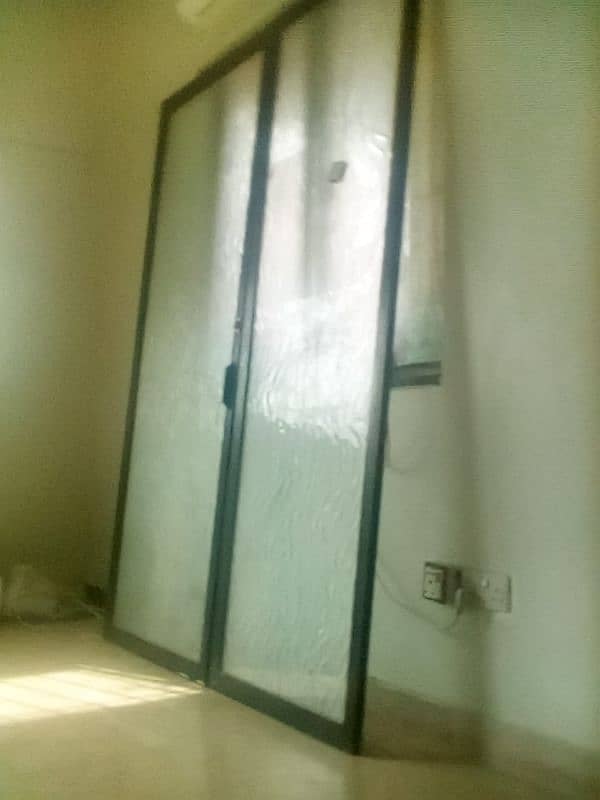 Sliding Glass door Partion 1