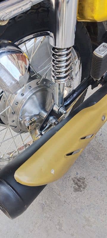 Honda 125 self start 8