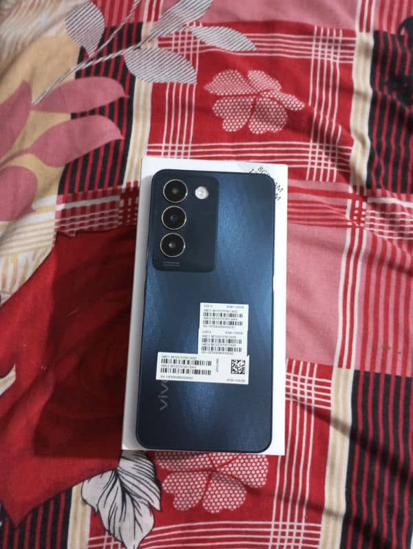 Vivo y100 8+8gb 128gb All accerries official PTA approved 8