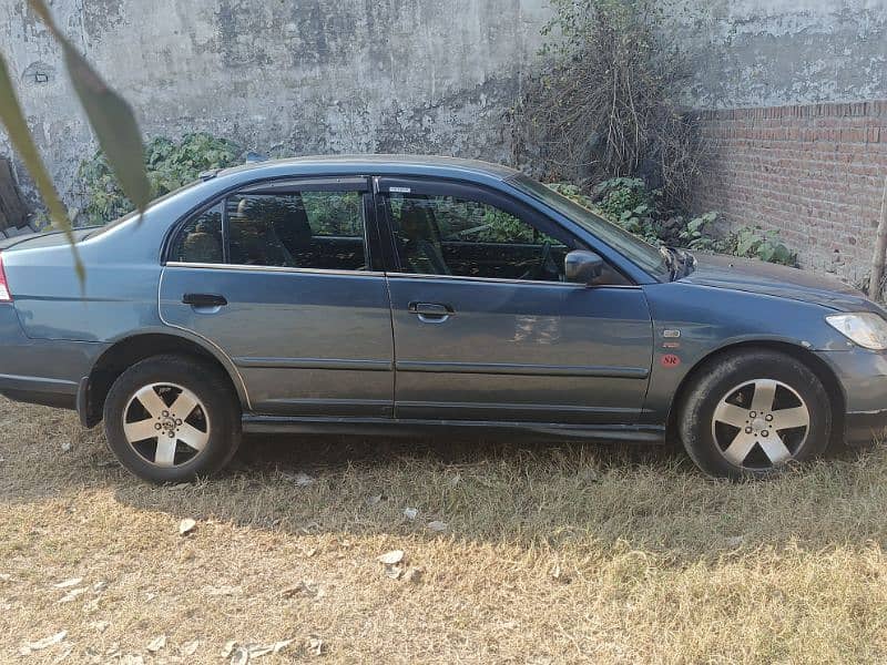 Honda Civic EXi 2005 4