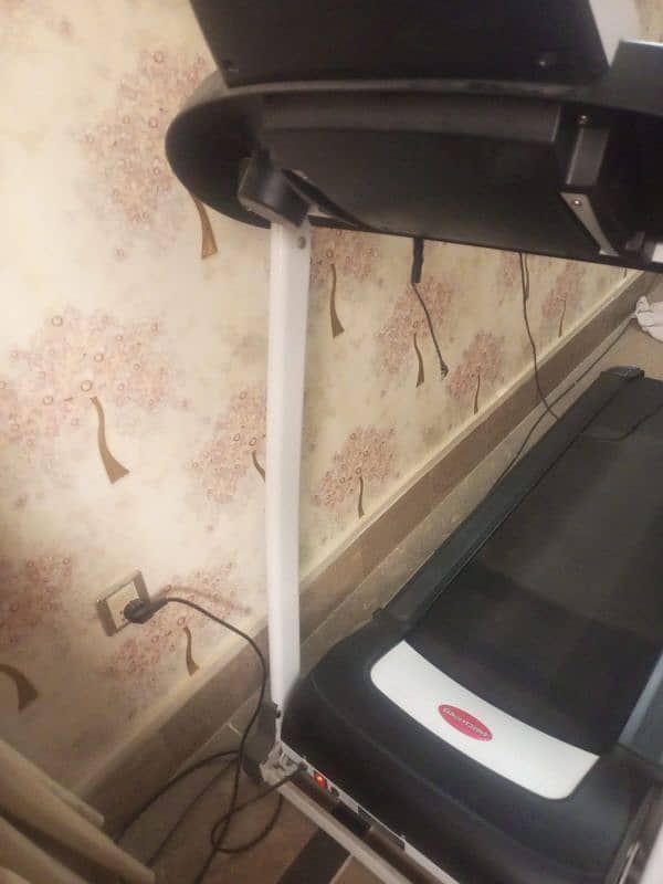 American Fitness Treadmill 141-E 10/9.9 5