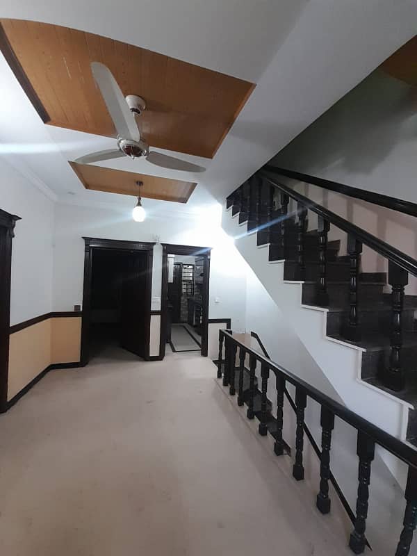 4 Marla Upper Portion For Rent in G13 3